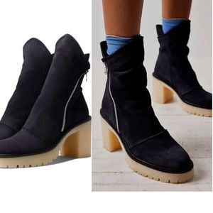 Free People Jack Zip Boot in Onyx Black. Black suede platform boot. Like NEW!